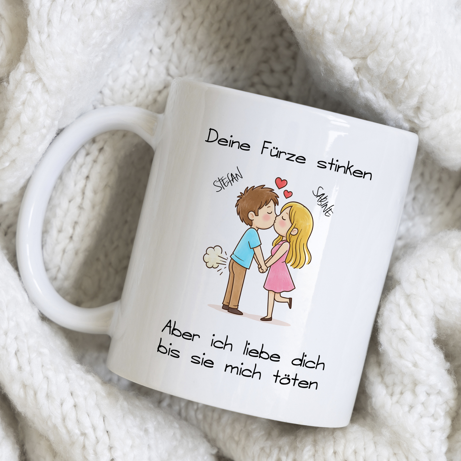 Keramiktasse 330ml „Deine Fürze stinken, aber ich liebe dich“ – personalisiert mit 2 Namen & Wunsch-