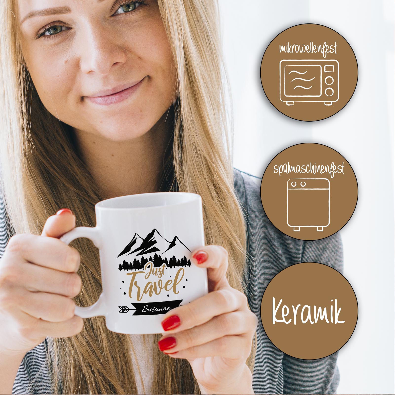 Personalisierte Tasse 330 ml – „Just Travel“ mit Bergen & Bäumen – mit Wunschname – beidseitig bedru